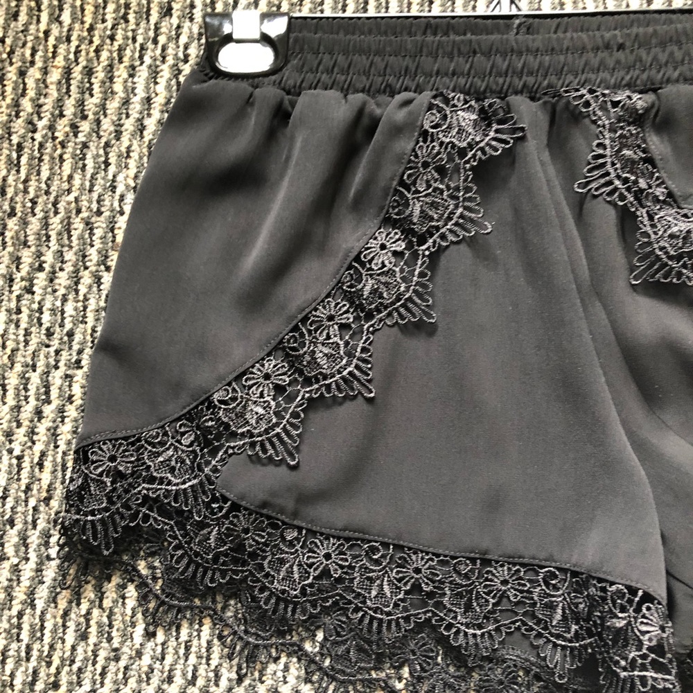 TOBI Shorts